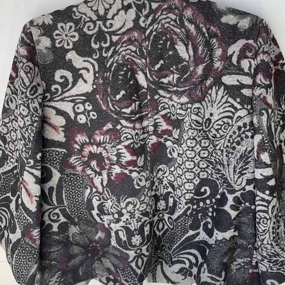 Cole Haan Collection - Picture 7 of 8